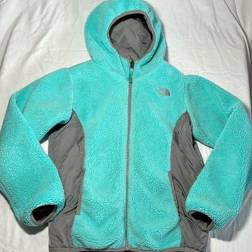 Medium (10/12) North Face reversible Sherpa fleece puffy jacket